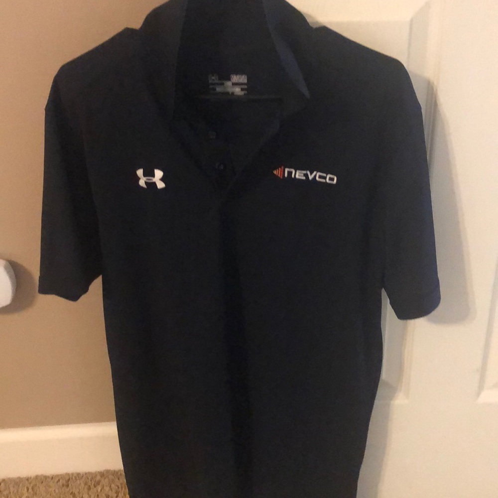 Men’s Under Armour polo shirt (Size Medium)